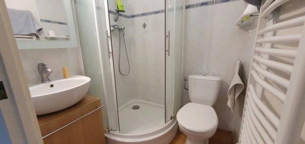 Petite villa R+1 dans une résidence sécurisée avec piscine