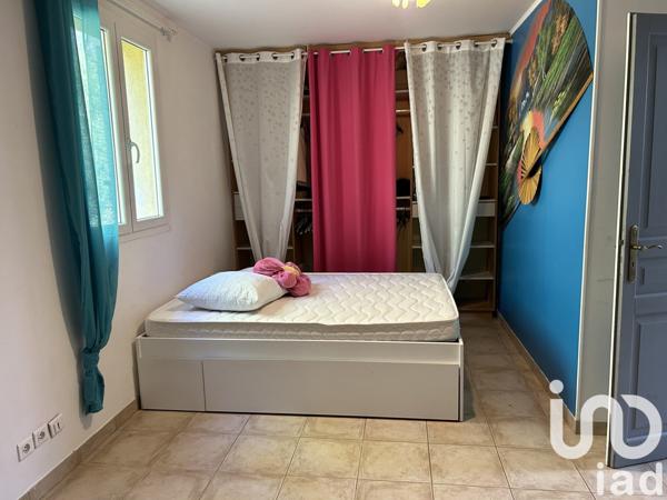 Maison 7 pièces de 150 m² à Tourves (83170)