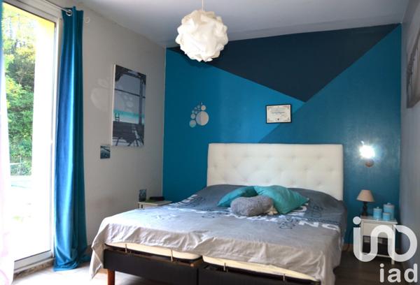 Maison 7 pièces de 150 m² à Tourves (83170)