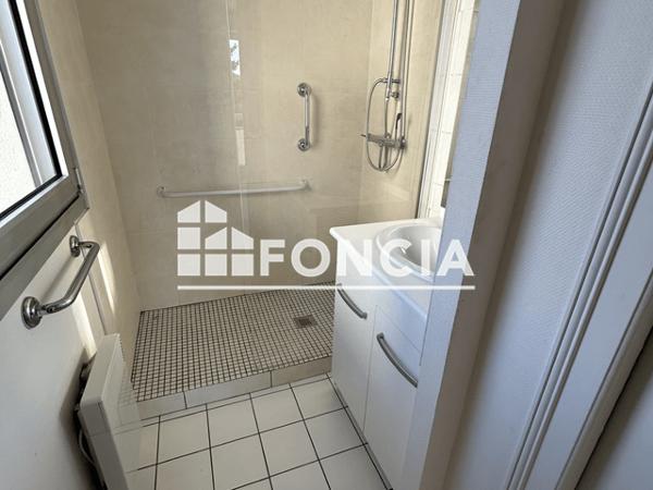 Location Appartement 2 pièces 32.25 m² - 2 RUE DE L'YSER Niort 79000
