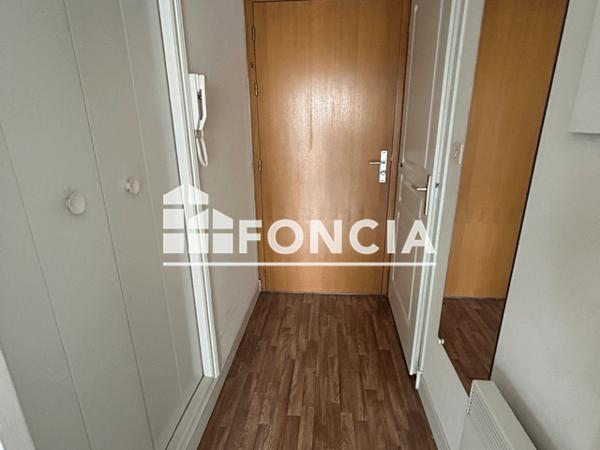 Location Appartement 2 pièces 32.25 m² - 2 RUE DE L'YSER Niort 79000