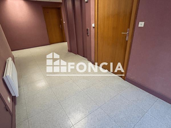 Location Appartement 2 pièces 32.25 m² - 2 RUE DE L'YSER Niort 79000