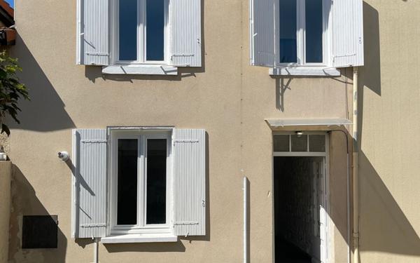 Maison à vendre    3 pièces • 79,17 m2 Vénissieux
