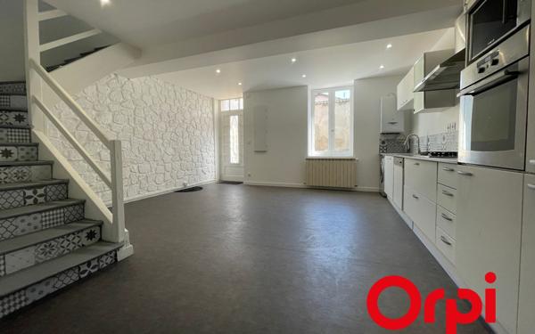 Maison à vendre    3 pièces • 79,17 m2 Vénissieux