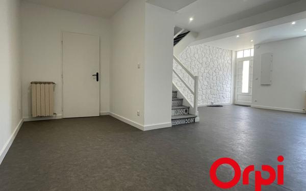 Maison à vendre    3 pièces • 79,17 m2 Vénissieux