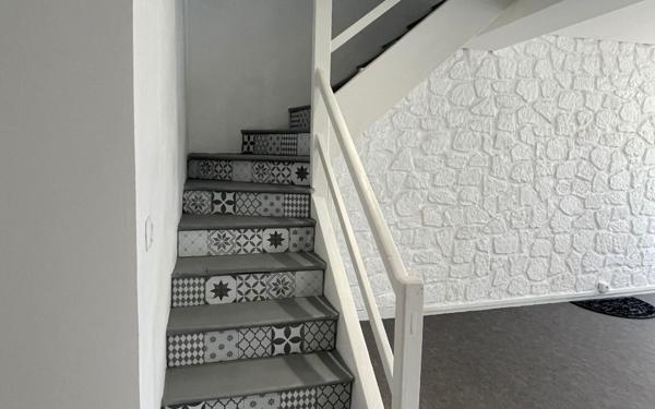 Maison à vendre    3 pièces • 79,17 m2 Vénissieux