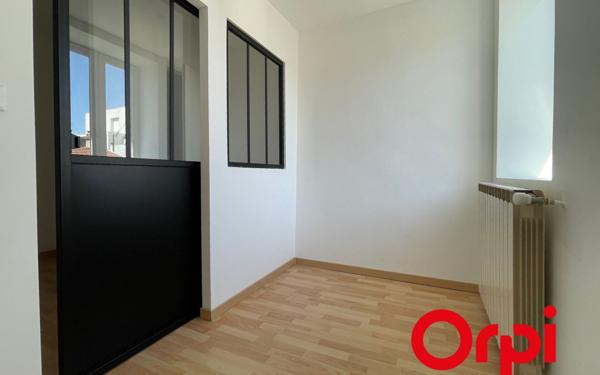 Maison à vendre    3 pièces • 79,17 m2 Vénissieux