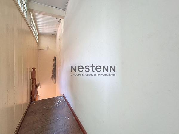 A VENDRE IMMEUBLE DE 3 LOGEMENTS A RENOVER SITUE A POINTE A PITRE