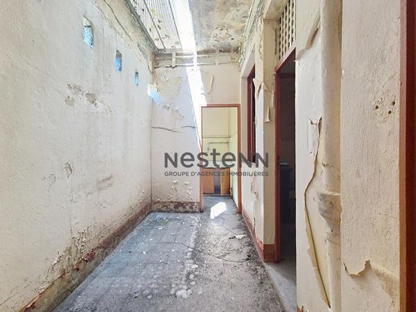A VENDRE IMMEUBLE DE 3 LOGEMENTS A RENOVER SITUE A POINTE A PITRE