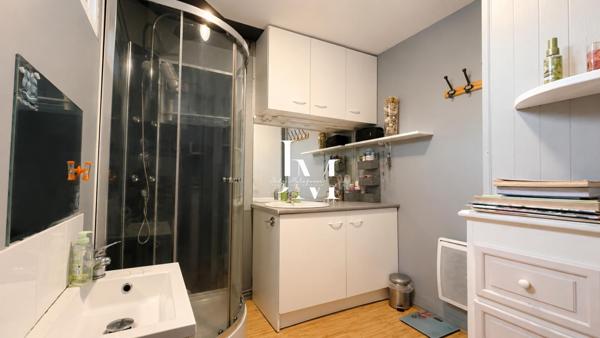Maison modulaire T5 sur terrain agricole d'1,4 hectares