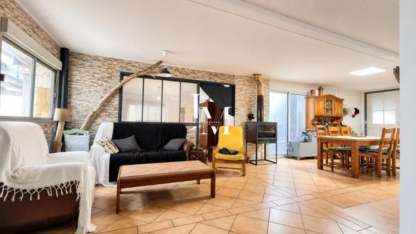 Maison modulaire T5 sur terrain agricole d'1,4 hectares