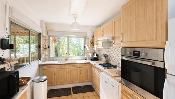 Maison modulaire T5 sur terrain agricole d'1,4 hectares