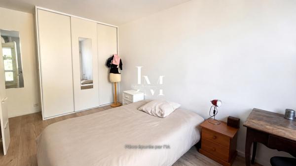 Maison modulaire T5 sur terrain agricole d'1,4 hectares