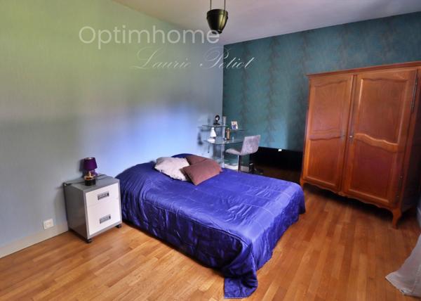 Maison à vendre 10 pièces BARBEZIEUX SAINT HILAIRE (16) Quartier calme proche du centre