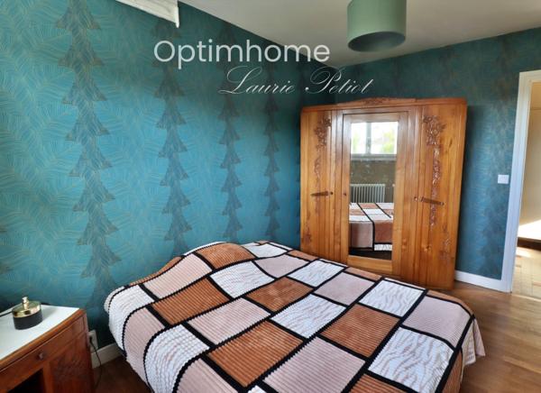 Maison à vendre 10 pièces BARBEZIEUX SAINT HILAIRE (16) Quartier calme proche du centre