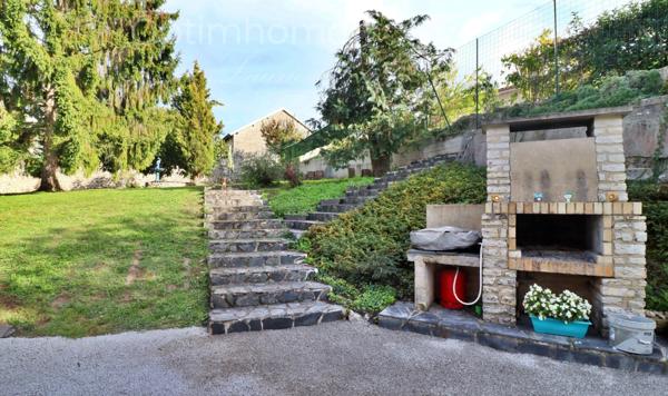 Maison à vendre 10 pièces BARBEZIEUX SAINT HILAIRE (16) Quartier calme proche du centre