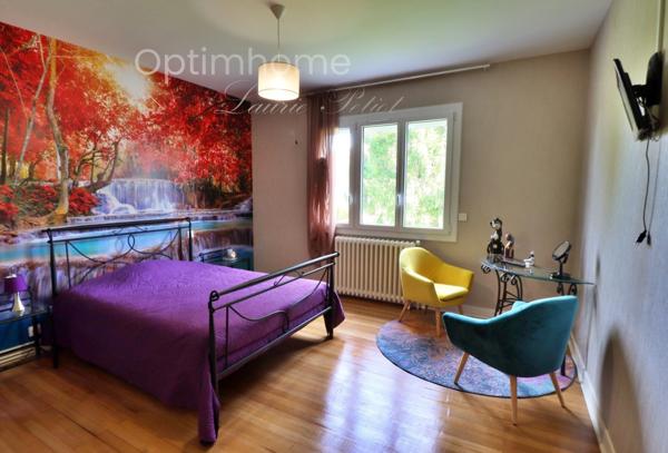 Maison à vendre 10 pièces BARBEZIEUX SAINT HILAIRE (16) Quartier calme proche du centre