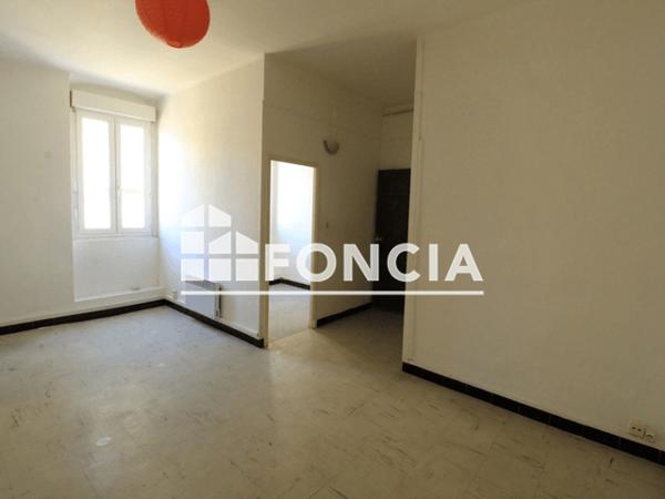 Location Studio 35.34 m² - 25 RUE DE LA VIERGE Nimes 30000
