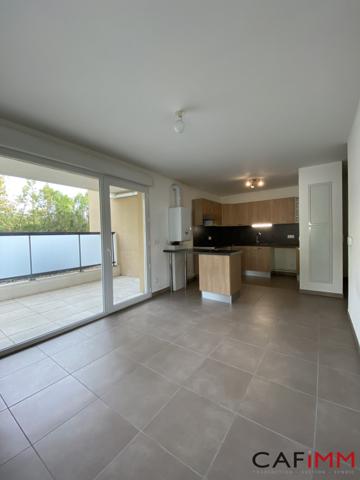 RILLIEUX-LA-PAPE T2 40 M² AVEC TERRASSE ET STATIONNEMENT