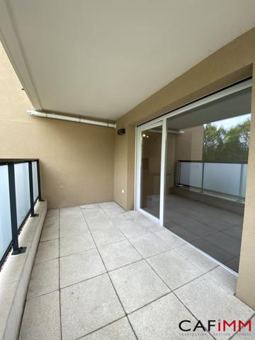 RILLIEUX-LA-PAPE T2 40 M² AVEC TERRASSE ET STATIONNEMENT