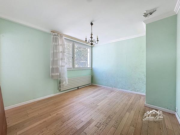 Propriété de 194 m2 sur 2000m2 de parcelle