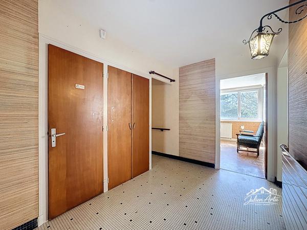 Propriété de 194 m2 sur 2000m2 de parcelle