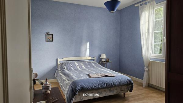 Tonneins (47400) Propriété familiale avec parc clos et piscine – 220 m² – 5 chambres