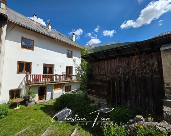SERRE CHEVALIER-LES GUIBERTES appartement T5 rénové