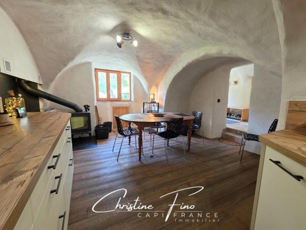 SERRE CHEVALIER-LES GUIBERTES appartement T5 rénové