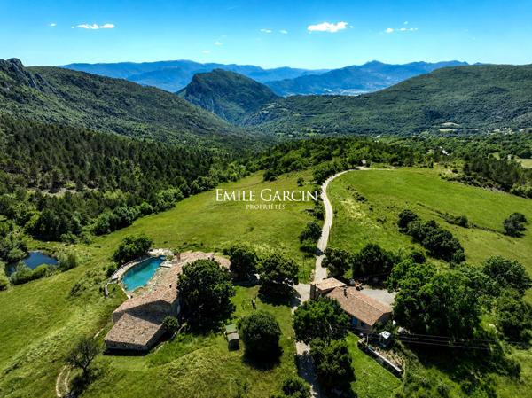 A vendre - Domaine agricole de 158 Hectares - Haute Provence