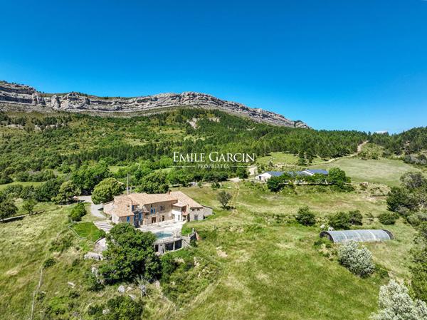 A vendre - Domaine agricole de 158 Hectares - Haute Provence
