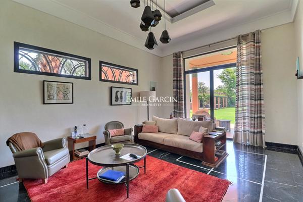 Propriété Art-déco de plain-pied à vendre à 15 minutes du centre de Marrakech