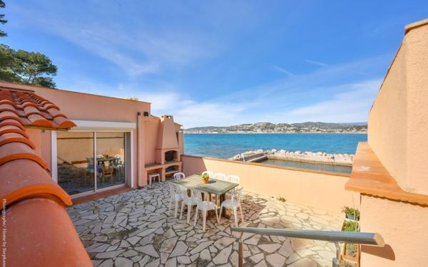 Appartement à vendre    4 pièces • 100 m2 Sanary-sur-Mer