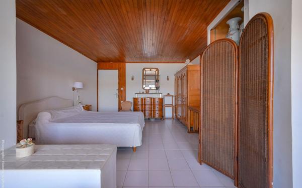 Appartement à vendre    4 pièces • 100 m2 Sanary-sur-Mer