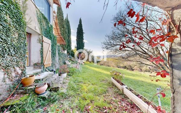 Maison à vendre    4 pièces •  Largentière