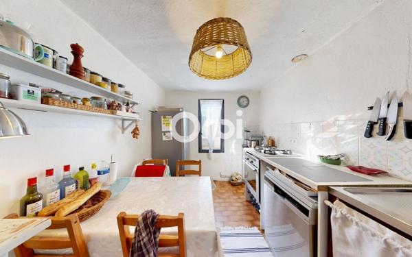 Maison à vendre    4 pièces •  Largentière