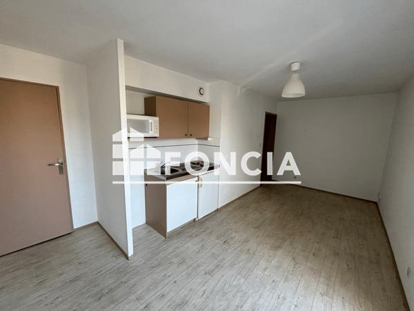 Location Appartement 2 pièces 31.51 m² - 3 RUE ROBERT DESNOS La Riche 37520