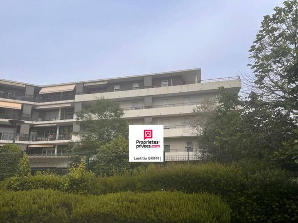 Appartement Frejus 3 pièce(s) 61.57 m2