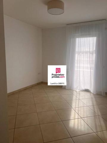 Appartement Frejus 3 pièce(s) 61.57 m2