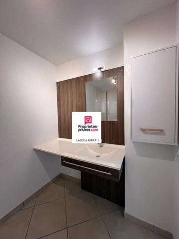 Appartement Frejus 3 pièce(s) 61.57 m2