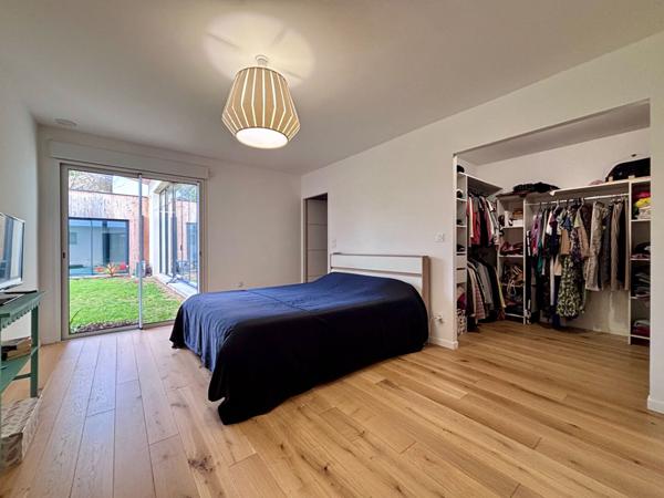 Maison de plain pied 252m² - Piscine - Château-Gontier