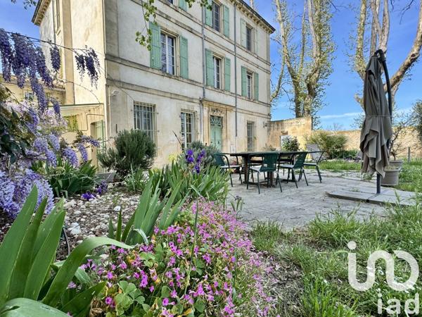 Maison à vendre 9 pièces 322 m² Arles