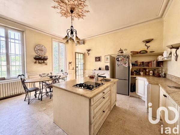 Maison à vendre 9 pièces 322 m² Arles