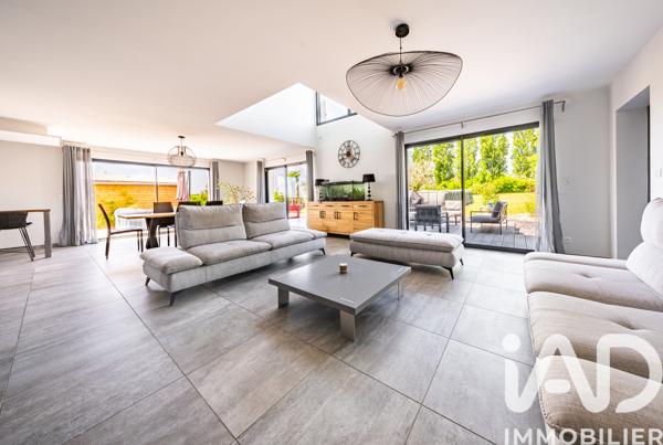 Maison à vendre 6 pièces 170,78 m² Ruffey-lès-Echirey