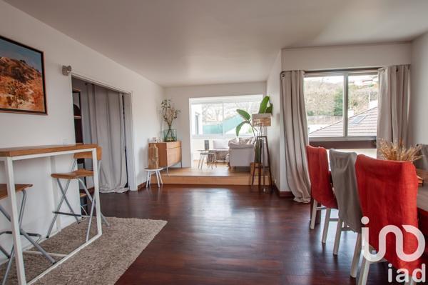 Appartement 3 pièces de 79 m² à Le Pecq (78230)