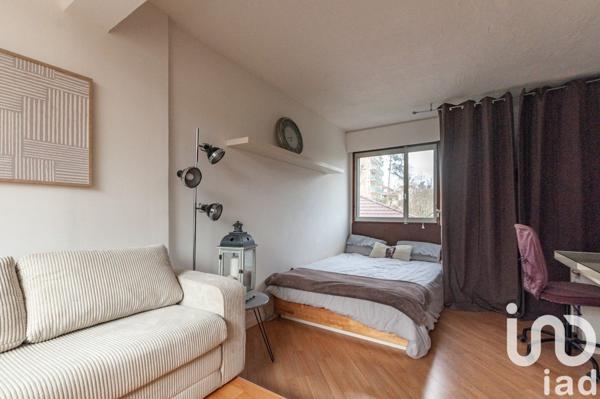 Appartement 3 pièces de 79 m² à Le Pecq (78230)