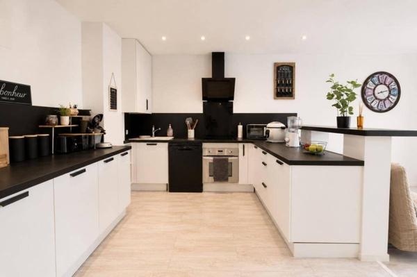 Duplex rénové proche du centre
