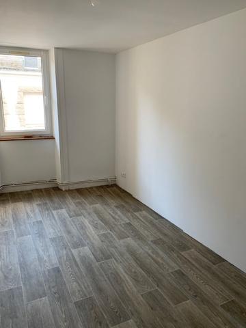 A PONTIVY Pontivy (56300)