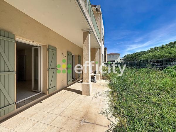 Maison
         6 pièces
        - 120 m² 385 000 € *