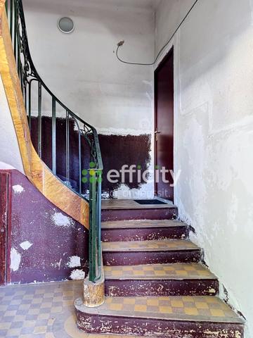 Maison
         6 pièces
        - 120 m² 385 000 € *
